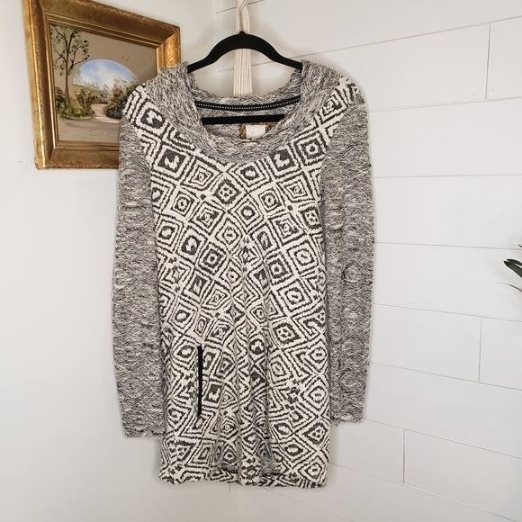Anthro Postmark Konya Tunic Cowlneck Pocket Sweater Black White Size Small - Picture 2 of 6